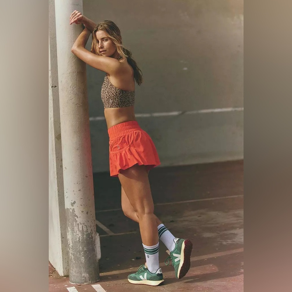 NWT FP Movement Get Your Flirt On Pleated Shorts in Scarlett - Picture 5 of 10